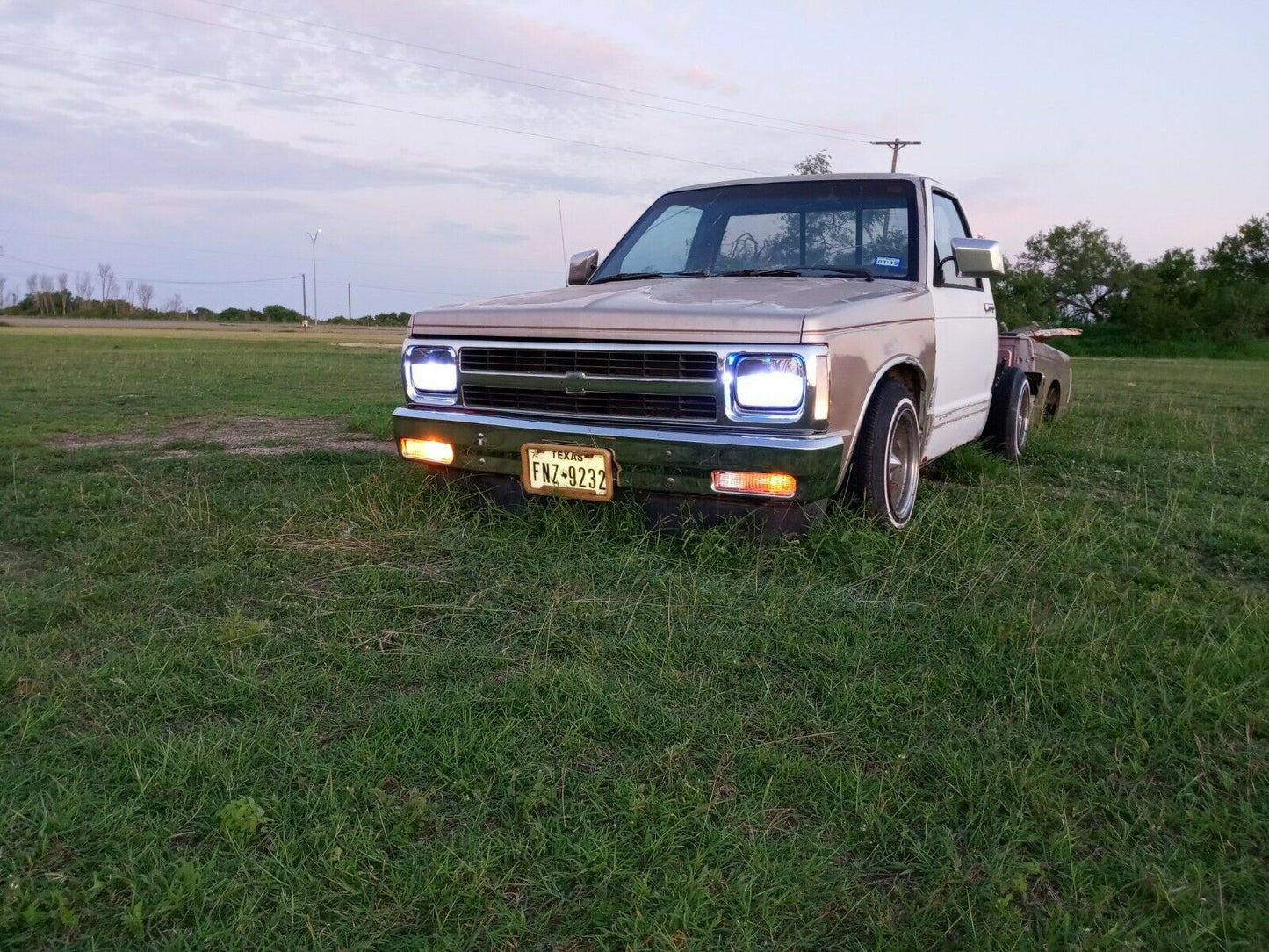Clear Front Corner Lights + Front Bumper Signal Lights Compatible with 1983-1994 Chevy Blazer & 1982-1993 Chevrolet S10 Set of 4