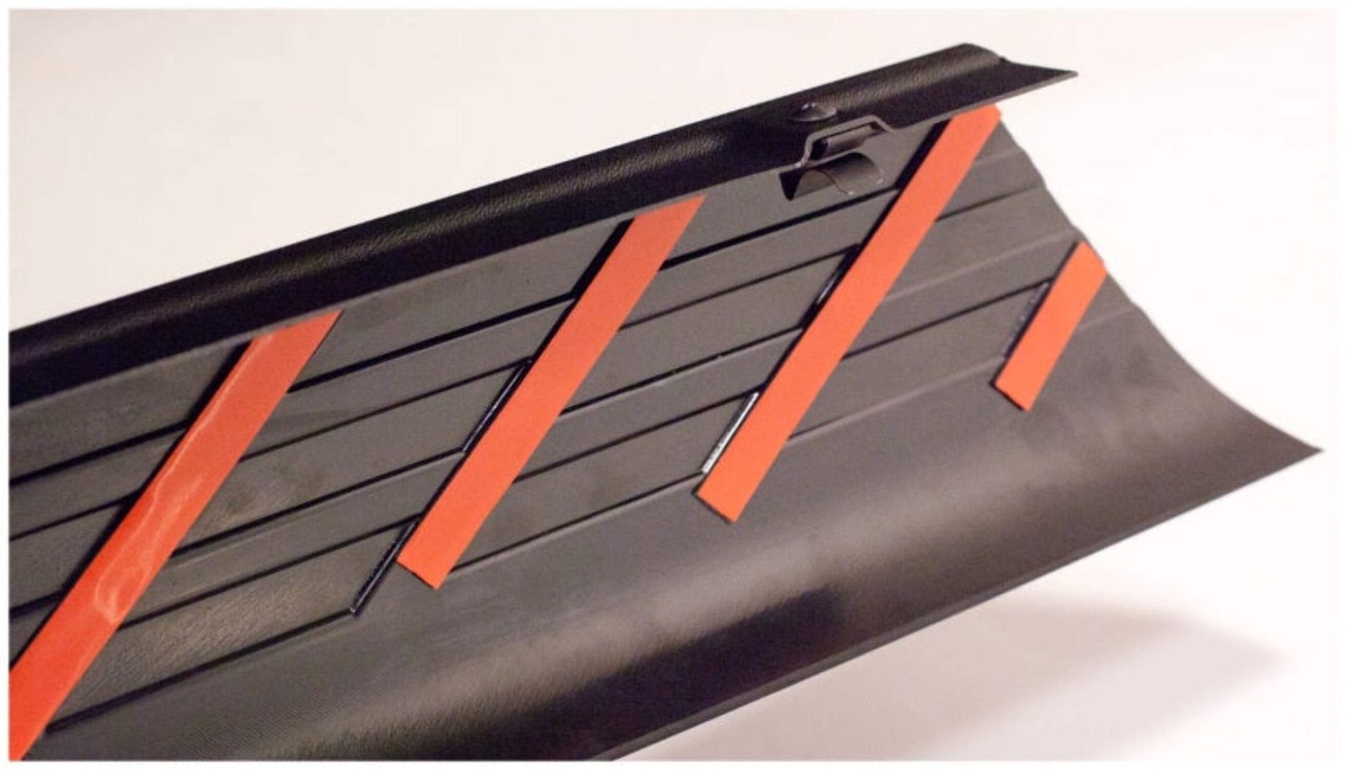 07-13 GMC Sierra 1500 Fleetside Bed Rail Caps 97.6In Bed - Black Fits Select: 2011 GMC SIERRA C1500 SLE, 2013 GMC SIERRA K1500 SLE